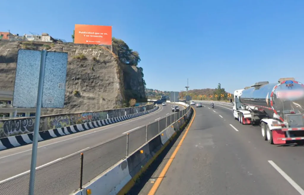 Publicidad en carretera